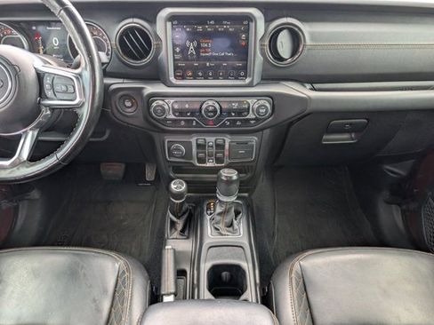 Used 2021 Jeep Gladiator Overland AWD/4WD image 7