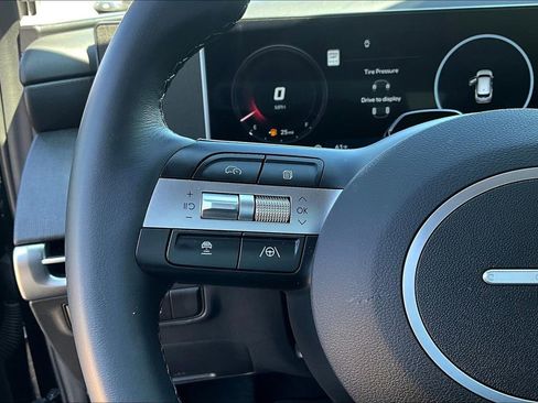 Used 2025 Hyundai Tucson SEL image 24