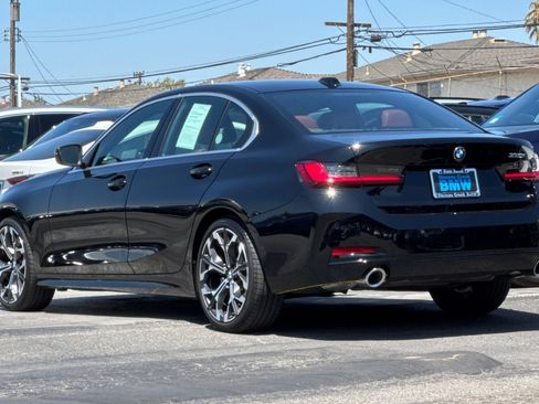 Used 2025 BMW 330i Sedan w/ Premium Package RWD image 3
