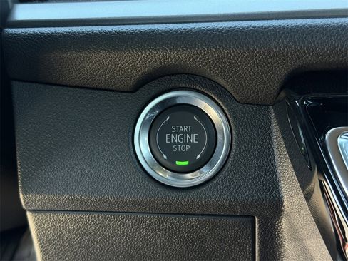 New 2026 Chevrolet Traverse LT w/ Enhanced Driving Package image 18