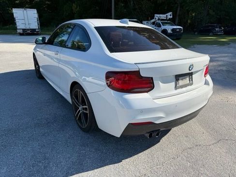 Used 2020 BMW 230i Coupe w/ M Sport Package RWD image 4