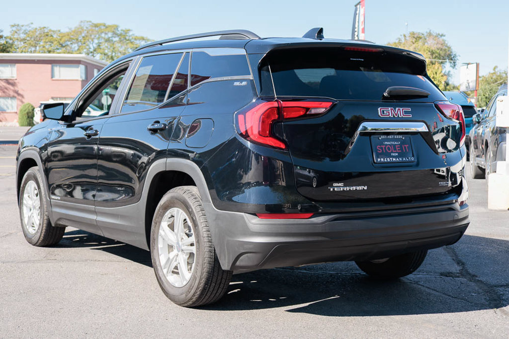 Used 2021 GMC Terrain SLE w/ Driver Convenience Package FWD image 11