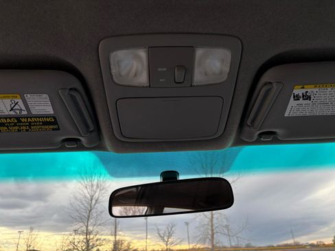 Used 2006 Toyota Highlander 2WD V6 image 17