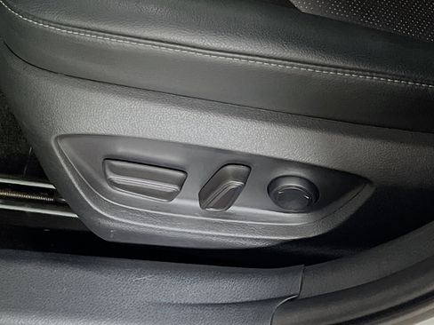 Used 2022 Toyota Camry XSE image 16