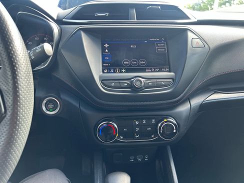 Used 2023 Chevrolet TrailBlazer RS image 11