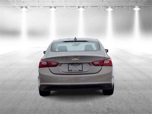 Used 2023 Chevrolet Malibu LT image 7