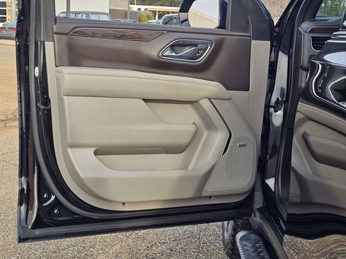 Used 2023 Chevrolet Tahoe Z71 image 15