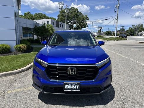 Used 2024 Honda CR-V EX image 3