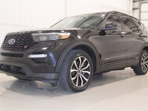 Certified 2021 Ford Explorer ST w/ Equipment Group 401A image 6
