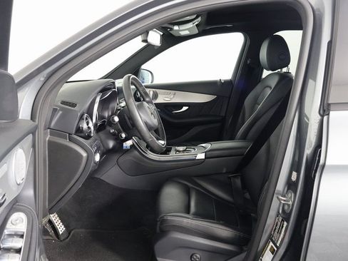 Used 2019 Mercedes-Benz GLC 350e 4MATIC image 8