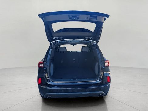 Certified 2023 Ford Escape ST-Line Select w/ Tech Pack #1 AWD/4WD image 8