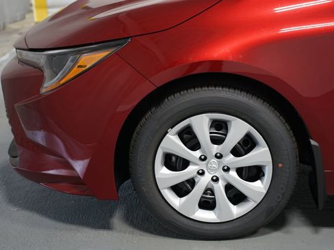New 2026 Toyota Corolla LE image 5