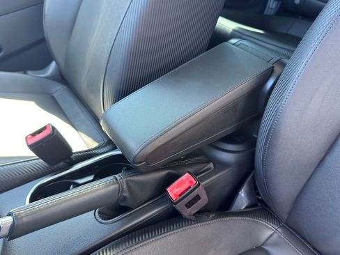 Used 2019 Volkswagen Beetle 2.0T SE image 13