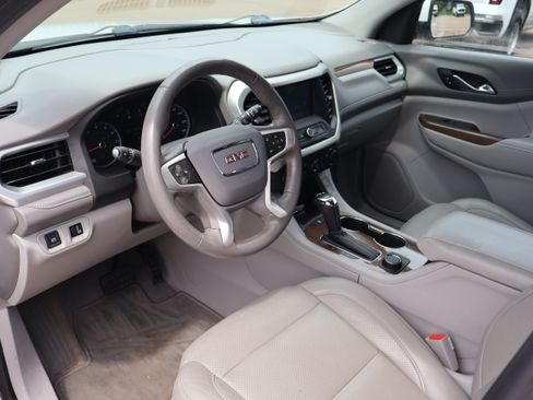 Used 2019 GMC Acadia SLE FWD image 9