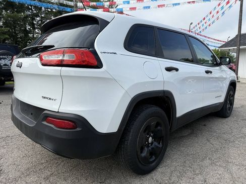 Used 2014 Jeep Cherokee Sport FWD image 5