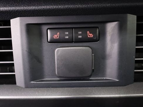 Used 2025 Ford F150 Lariat w/ Equipment Group 502A High image 17