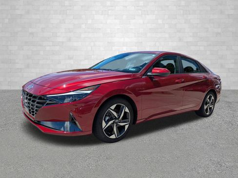 Certified 2023 Hyundai Elantra Limited w/ Cargo Package FWD image 5