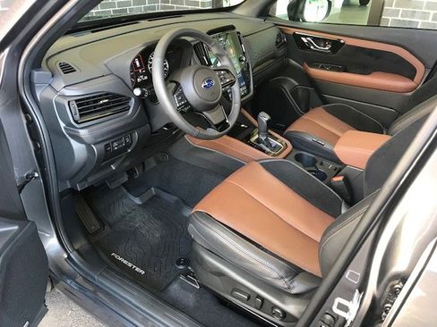 Certified 2025 Subaru Forester Touring w/ Popular Package - Touring AWD/4WD image 5