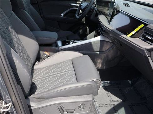 New 2025 Audi SQ5 Prestige AWD/4WD image 18