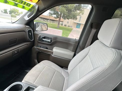 Used 2021 Chevrolet Silverado 1500 LT AWD/4WD image 19