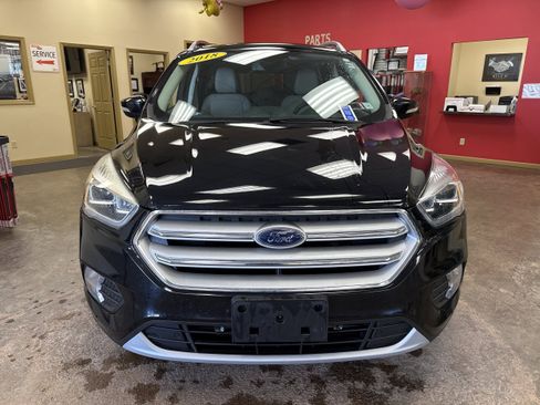 Used 2018 Ford Escape Titanium AWD/4WD image 2