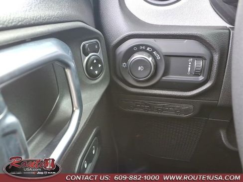 Certified 2024 Jeep Wrangler Unlimited Sport AWD/4WD image 29