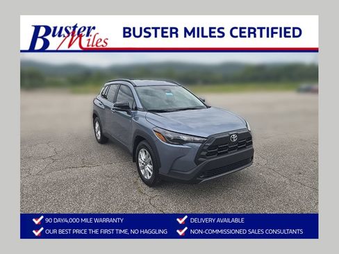 Used 2026 Toyota Corolla Cross LE w/ Moonroof Package FWD image 1
