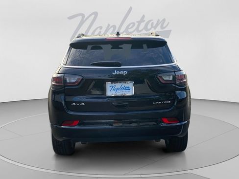 Used 2025 Jeep Compass Limited w/ Elite Group AWD/4WD image 4