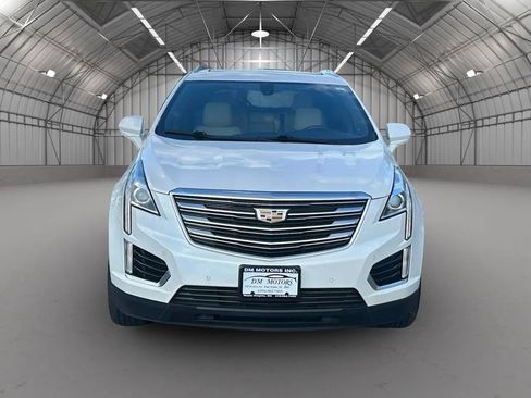 Used 2017 Cadillac XT5 Luxury image 8
