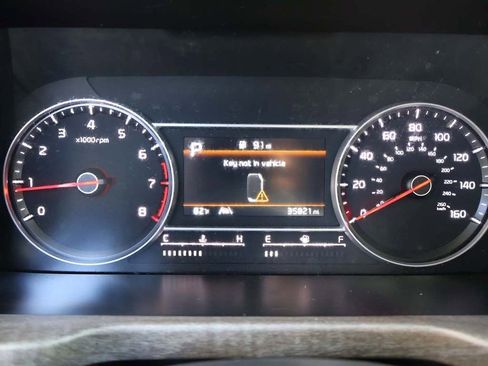 Used 2023 Kia Sorento EX w/ Panoramic Sunroof Package image 46