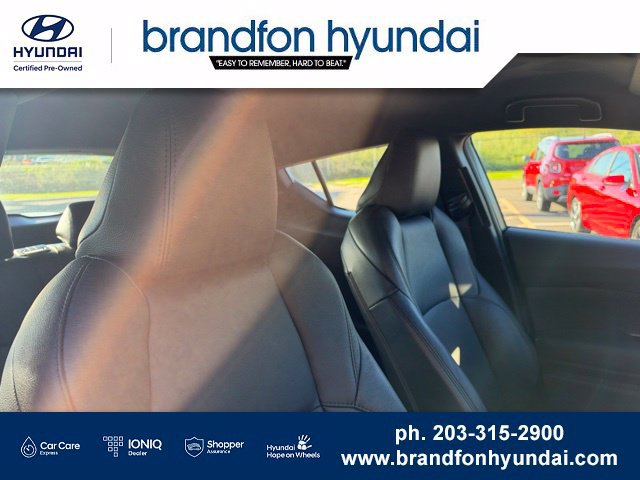 Used 2019 Toyota C-HR XLE FWD image 28