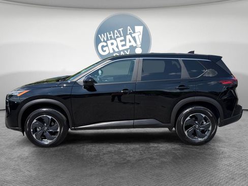 Used 2026 Nissan Rogue SV AWD/4WD image 7