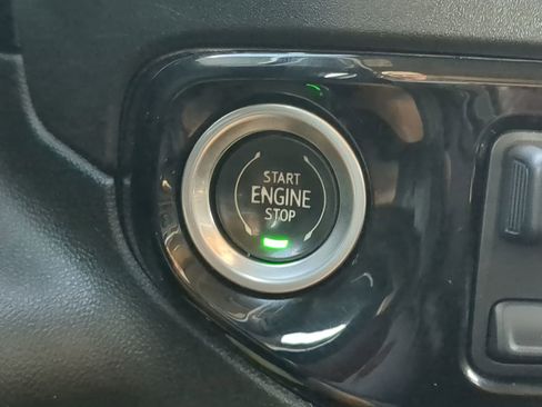 Used 2022 Chevrolet Silverado 1500 LT w/ Convenience Package II image 29