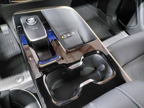 Certified 2025 Buick Enclave Avenir w/ Super Cruise Package image 35