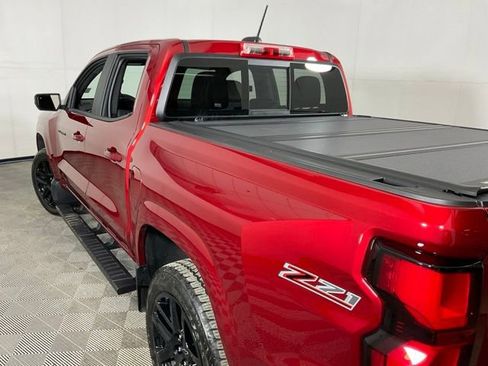 Used 2025 Chevrolet Colorado Z71 w/ Technology Package image 41