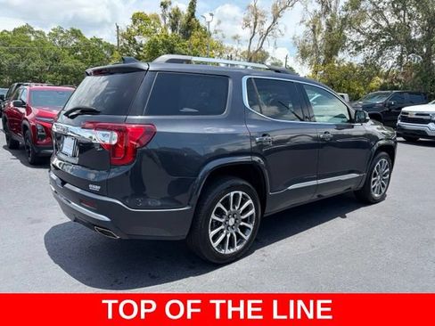 Used 2022 GMC Acadia Denali w/ Denali Ultimate Package FWD image 6
