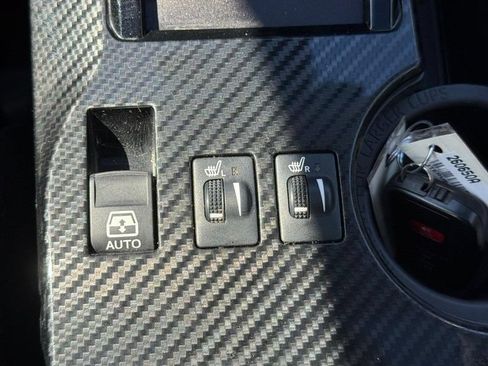 Used 2024 Toyota 4Runner TRD Off-Road Premium w/ Off Road Premium Plus Package AWD/4WD image 27