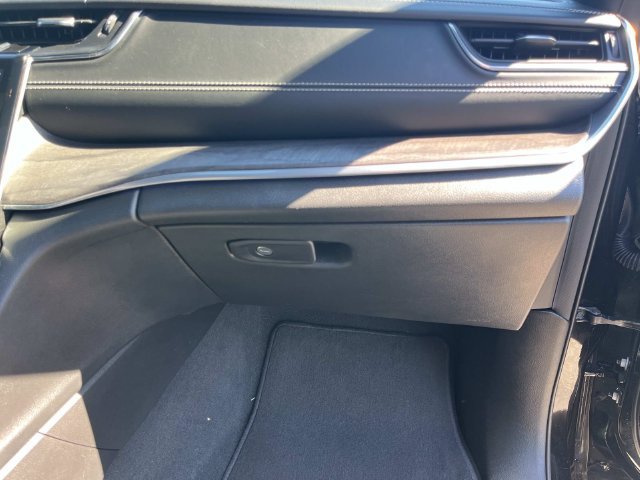 Used 2022 Jeep Grand Cherokee Overland AWD/4WD image 29