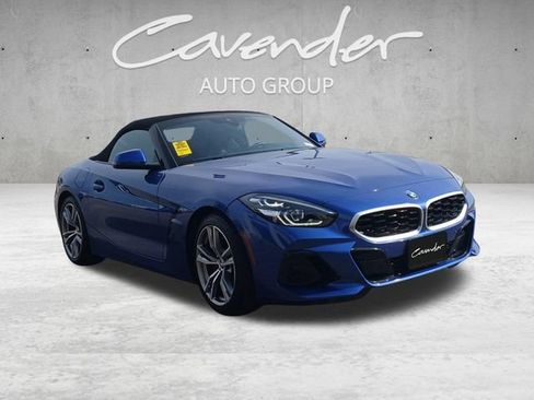 Used 2025 BMW Z4 sDrive30i RWD image 2