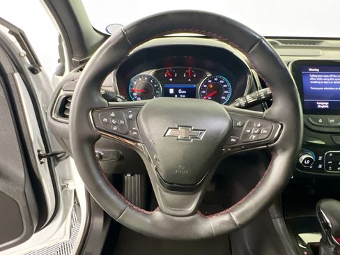 Used 2024 Chevrolet Equinox RS w/ RS Leather Package image 17