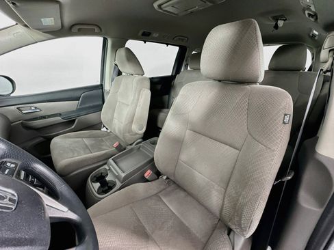 Used 2016 Honda Odyssey SE image 19