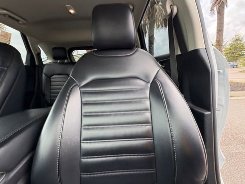 Used 2023 Ford Edge SEL image 13