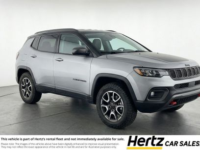 Used 2025 Jeep Compass Trailhawk