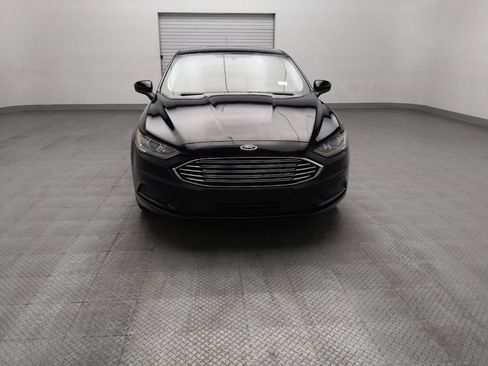 Used 2018 Ford Fusion SE w/ Fusion SE Technology Package FWD image 14
