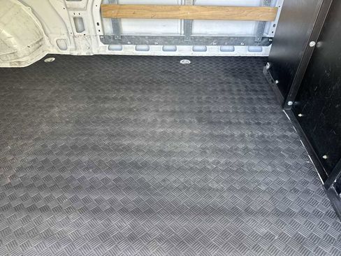 Used 2025 RAM ProMaster 2500 w/ U-Haul Equipment Group FWD image 17