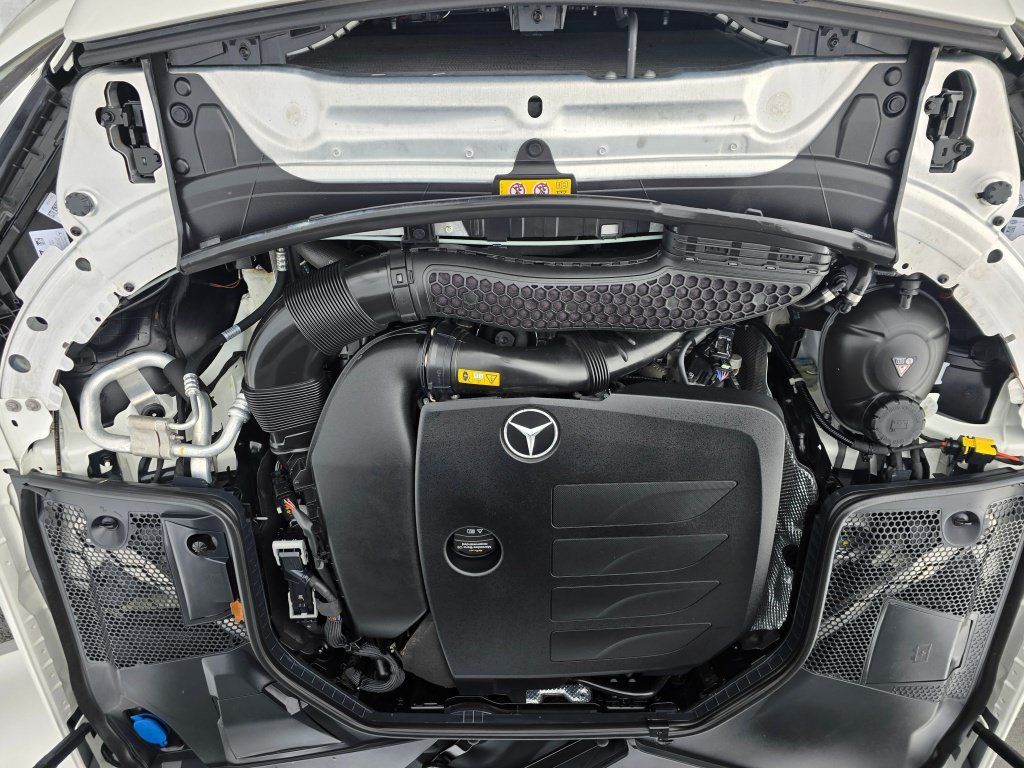 Used 2022 Mercedes-Benz C 300 Coupe image 11