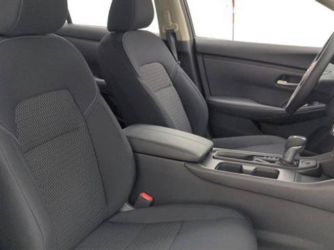 Used 2023 Nissan Sentra S FWD image 31