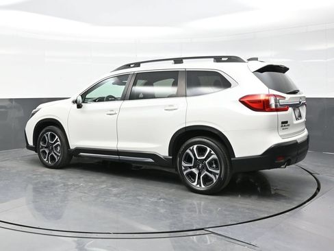 Used 2023 Subaru Ascent Limited AWD/4WD image 4