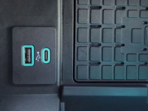 Certified 2023 Ford Expedition Limited image 37