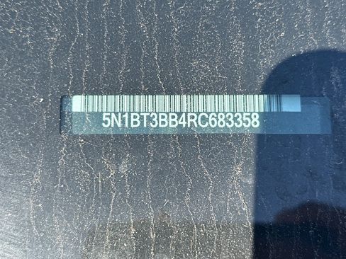 Certified 2024 Nissan Rogue SV image 8